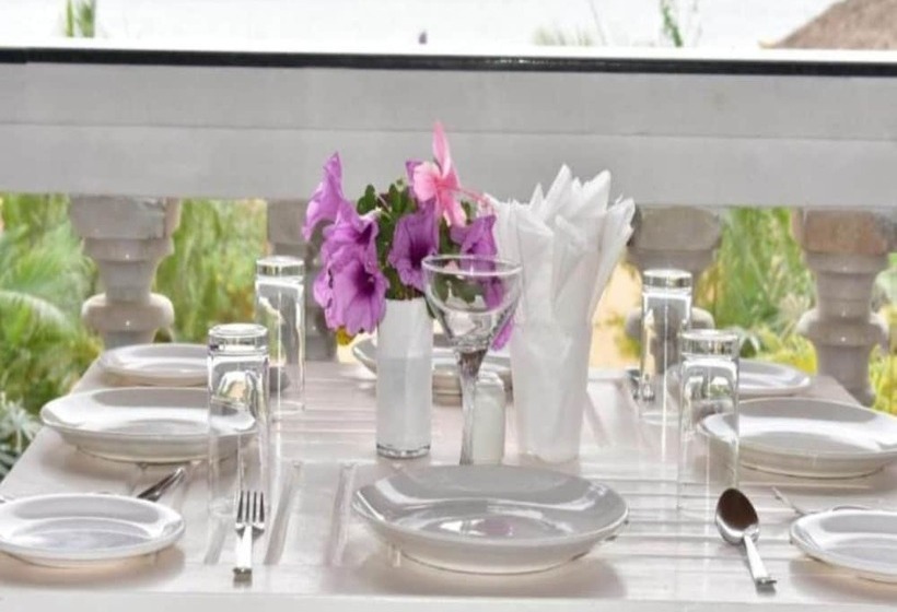 Lillywoods Zac Beach Resort, Calangute