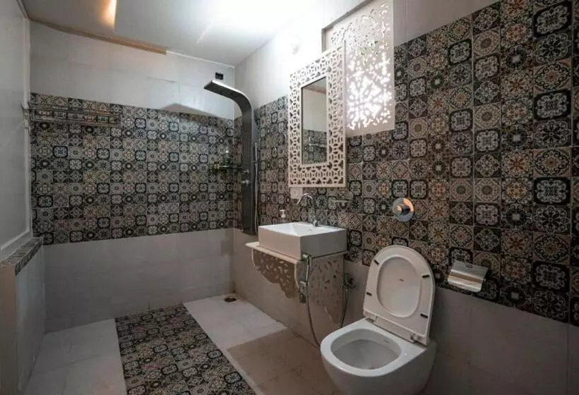 Lillywoods Zac Beach Resort, Calangute