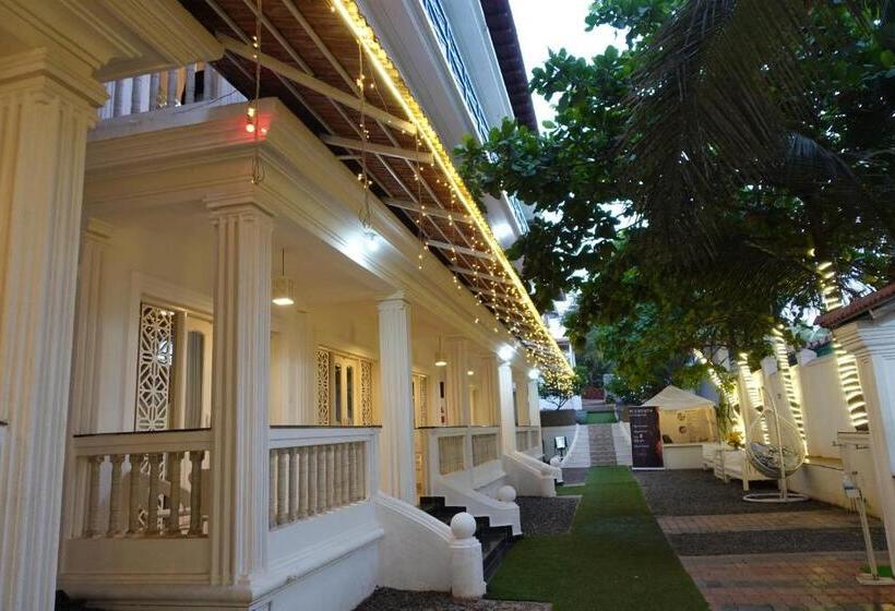 Lillywoods Zac Beach Resort, Calangute