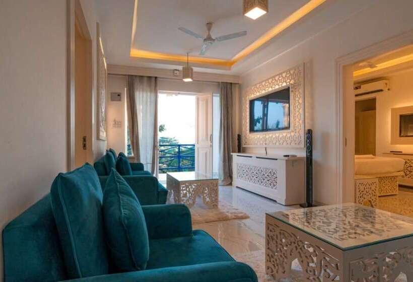 Lillywoods Zac Beach Resort, Calangute