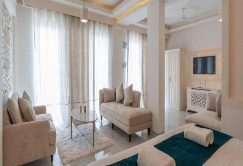 Lillywoods Zac Beach Resort, Calangute