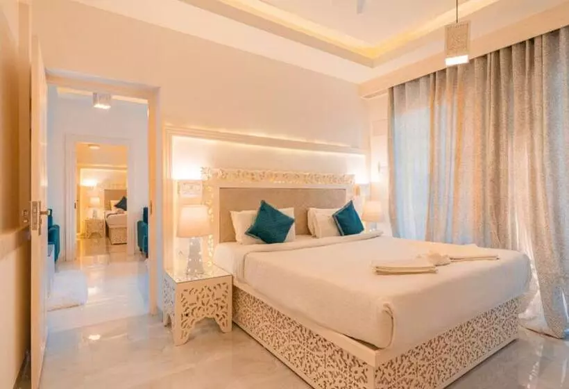 Lillywoods Zac Beach Resort, Calangute