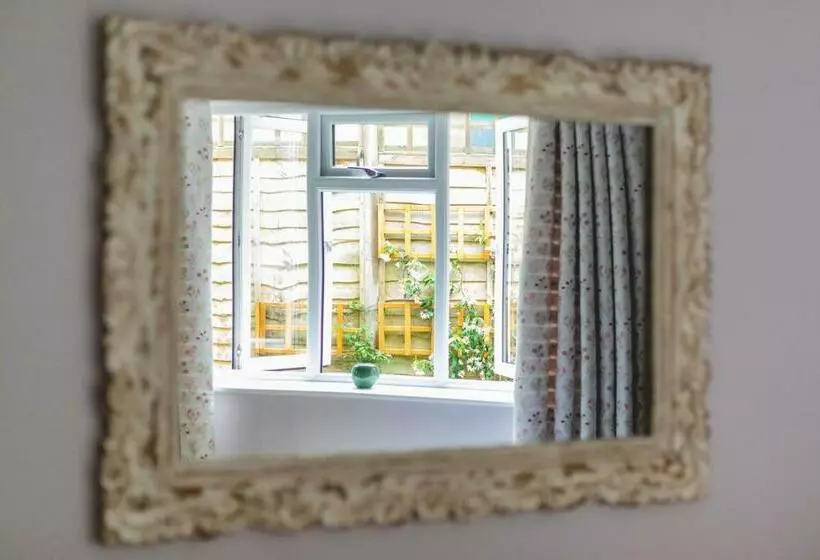 Majatalo The Costrel