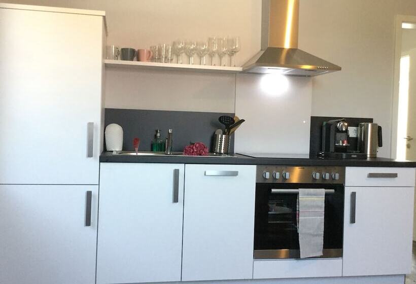 تختخواب و صبحانه Apartment Marit