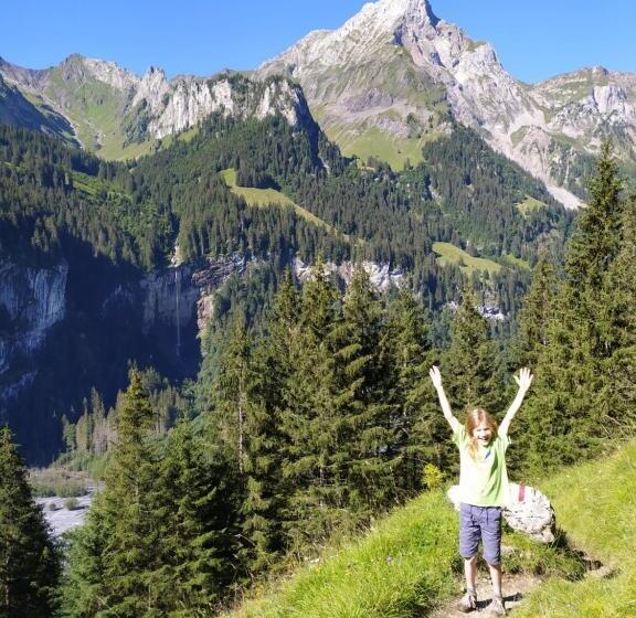 تختخواب و صبحانه Bergengel