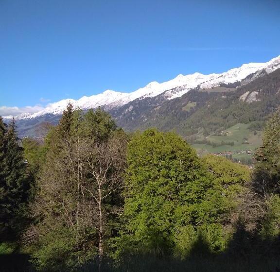 تختخواب و صبحانه Bergengel