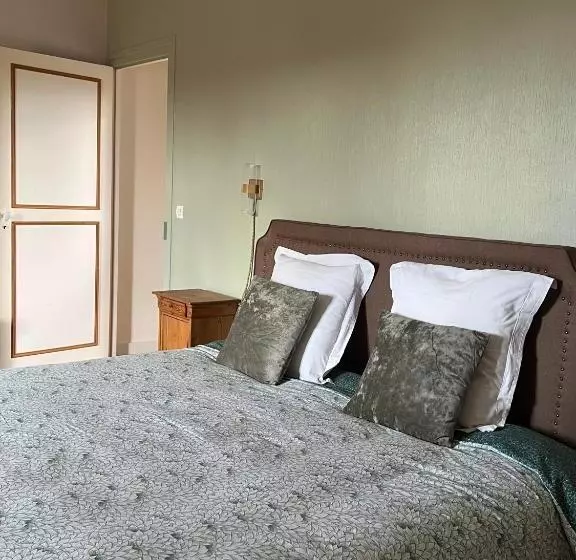 ベッドアンドブレックファースト Les Chambres D Omaha Beach Etablissement Avec Deux Chambres D Hôtes, Petit Déjeuner Compris Fait Mai