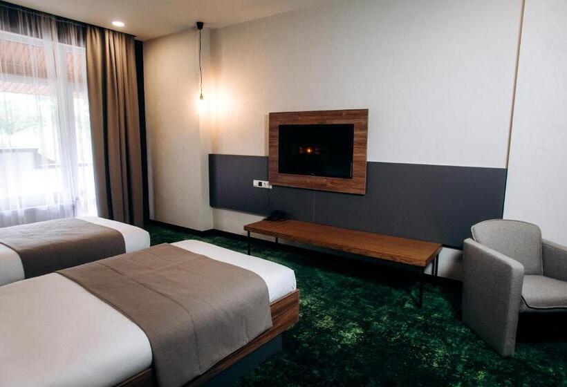 Отель Morva Premium Spa Resort