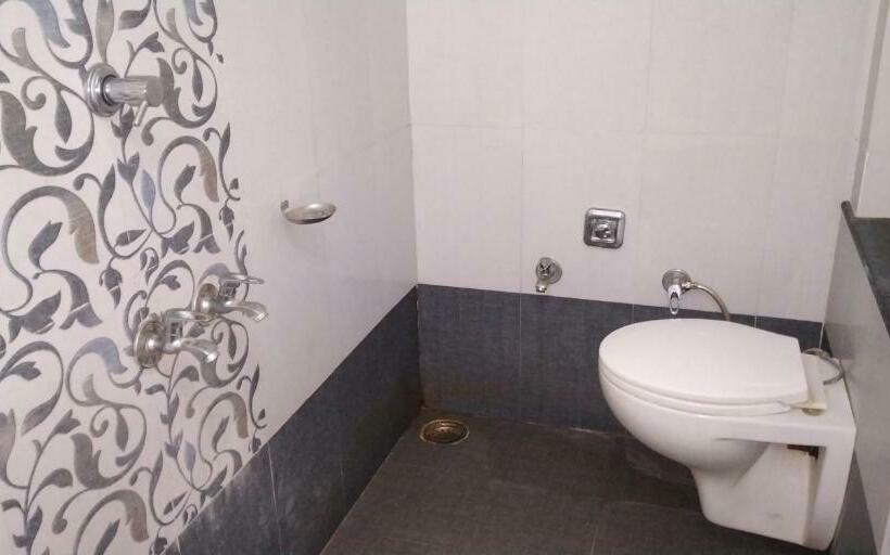 酒店 Nav Sher E Punjab