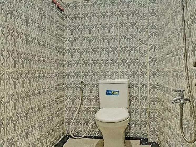 هتل Oyo 3443 Rd Kost2