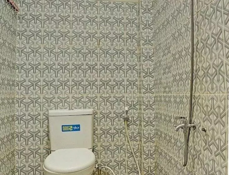 هتل Oyo 3443 Rd Kost2