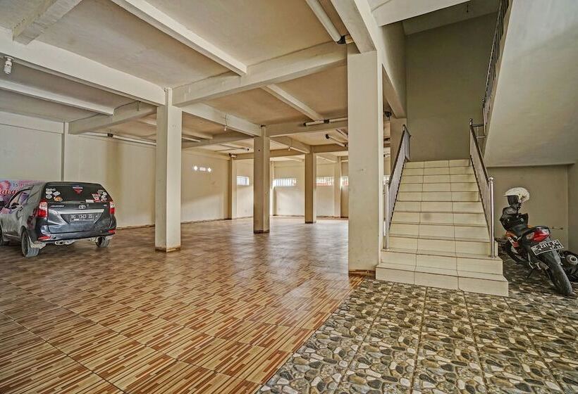 هتل Oyo 3443 Rd Kost2