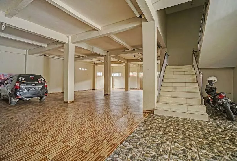 هتل Oyo 3443 Rd Kost2