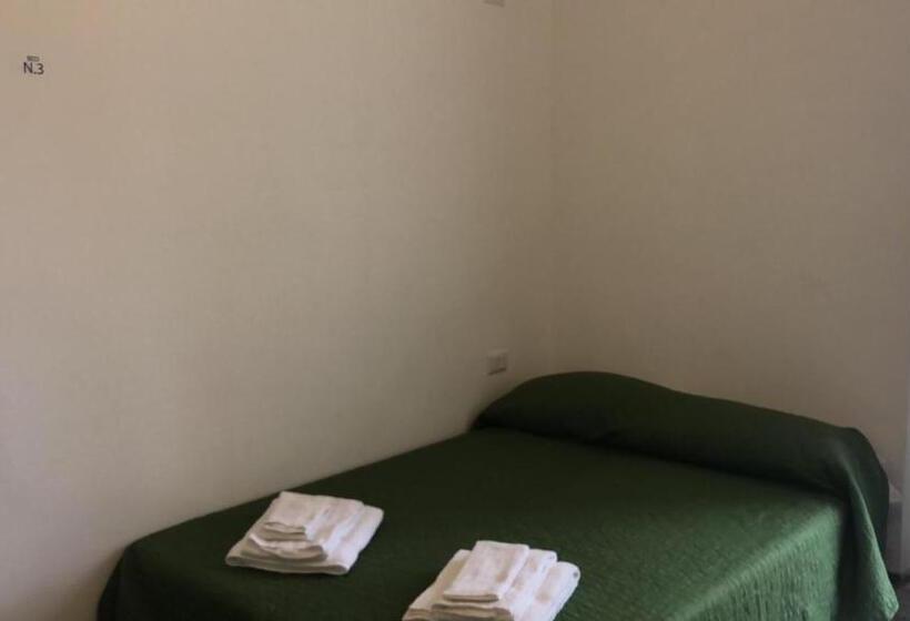 膳宿费 Castellaneta Short Term  Low Cost