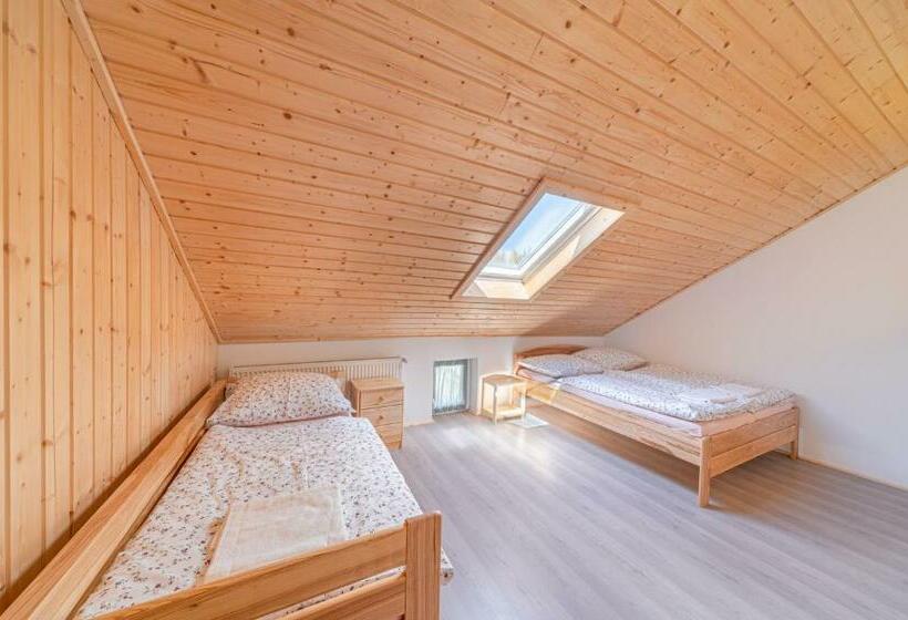 Pensió Krmelec U Kraví Hory