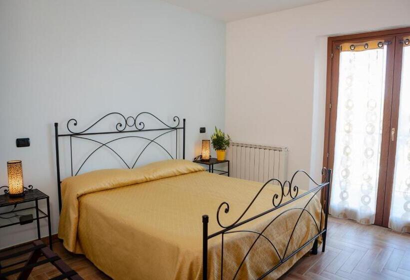 بنسيون Villa Marianna