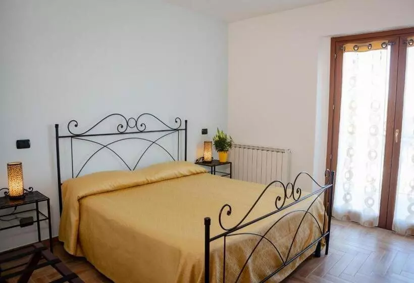 پانسیون Villa Marianna