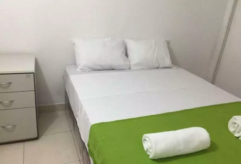 هاستل Helecho S Hostal