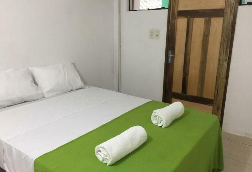 هاستل Helecho S Hostal