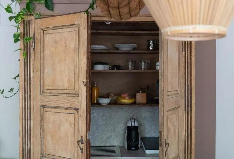 Aamiaismajoitus (B&B) La Bastia   Bed & Soul