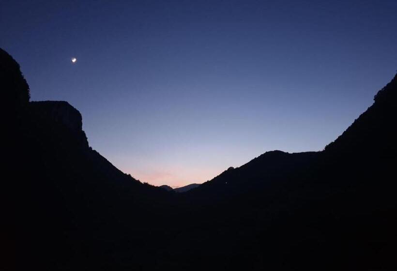 هتل Agriturismo Alveare