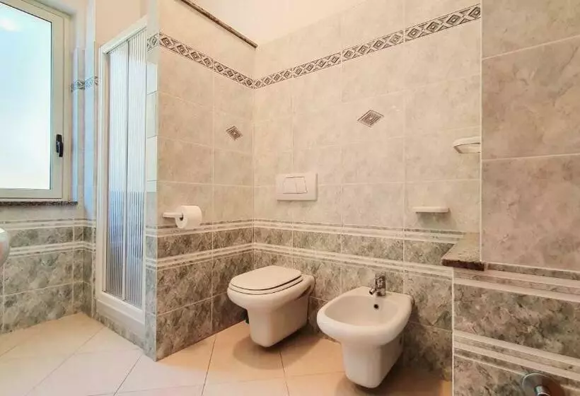 Naturamare Apartments Piscina Idromassaggio Con Vista Mare Aperta Fino Alle Ore 22 00