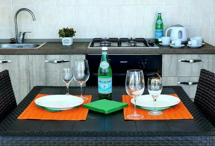 Naturamare Apartments Piscina Idromassaggio Con Vista Mare Aperta Fino Alle Ore 22 00