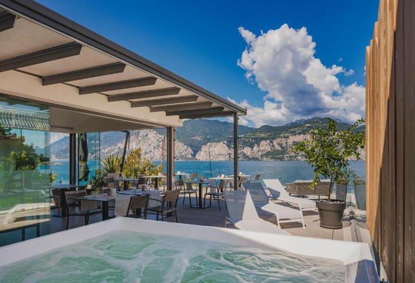 پانسیون Gabbiano