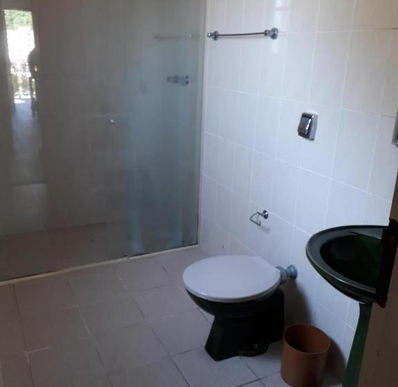 ペンション Suites Economicas