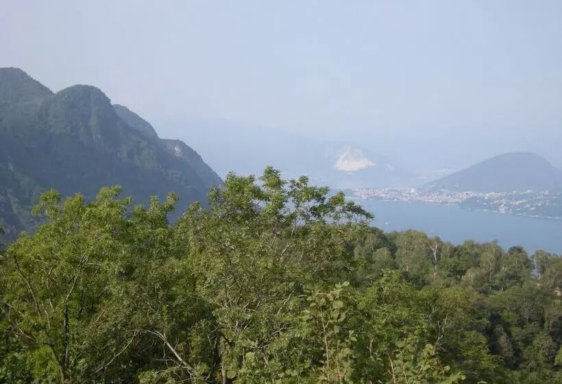 Aamiaismajoitus (B&B) La Casa Del Borgo