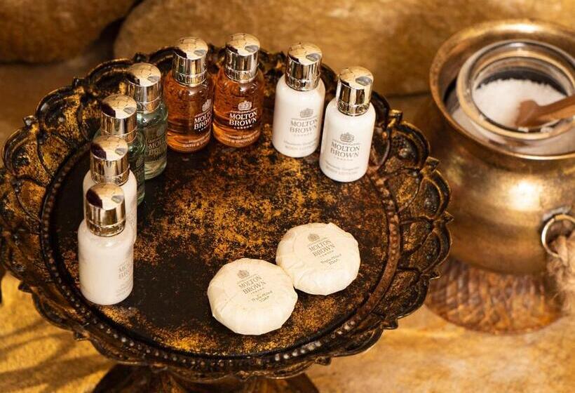 تختخواب و صبحانه Lethe Exclusive