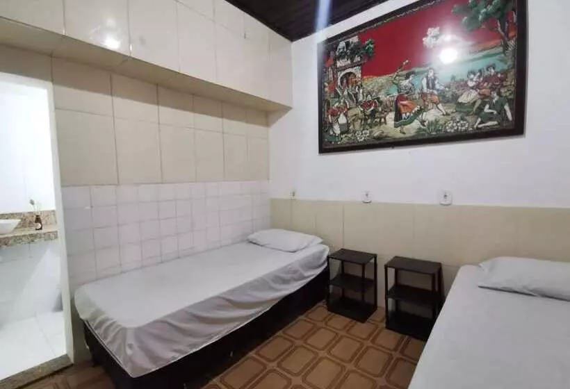 ベッドアンドブレックファースト Sos Hostel