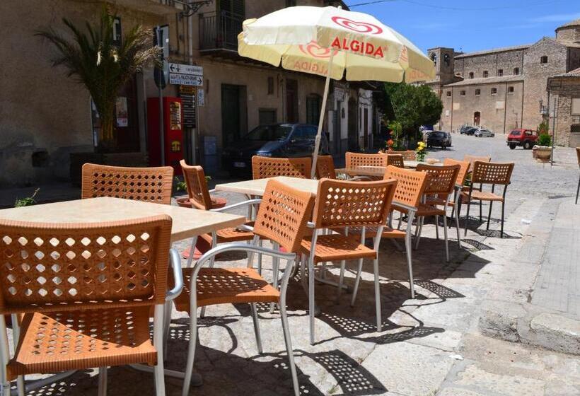 호텔 Albergo Ristorante Pizzeria Del Viale