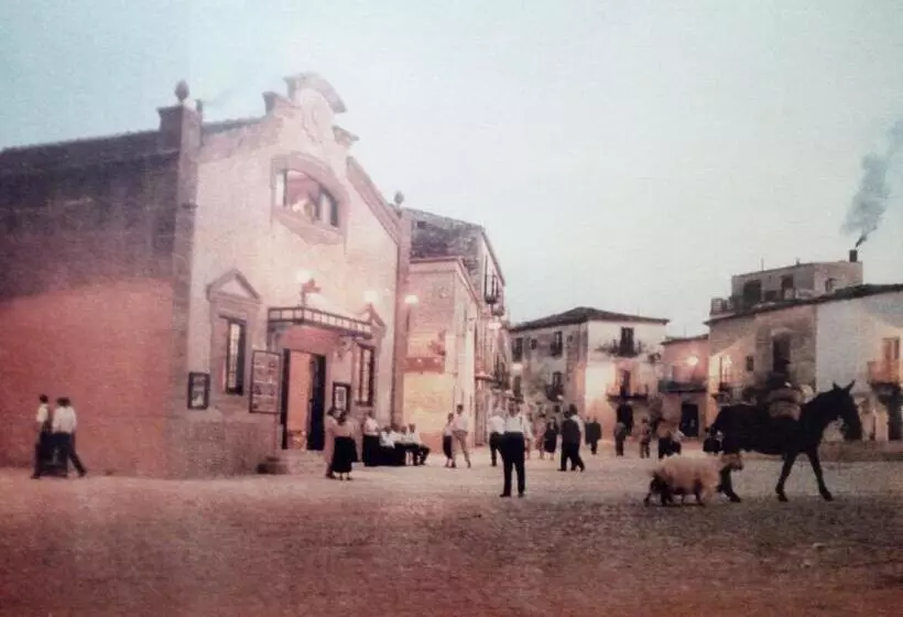 ホテル Albergo Ristorante Pizzeria Del Viale