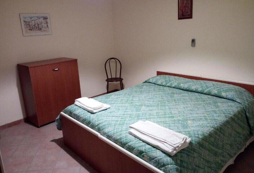 호텔 Albergo Ristorante Pizzeria Del Viale