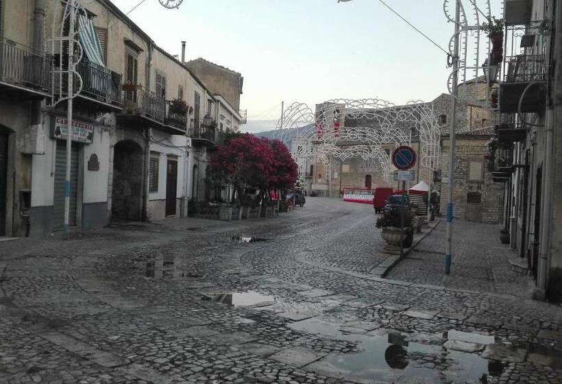 호텔 Albergo Ristorante Pizzeria Del Viale