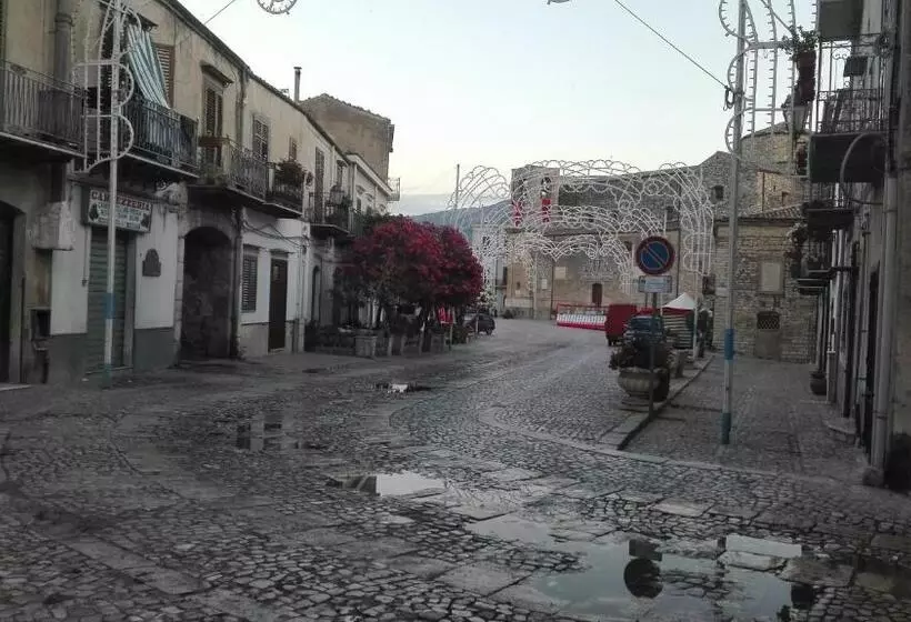 ホテル Albergo Ristorante Pizzeria Del Viale