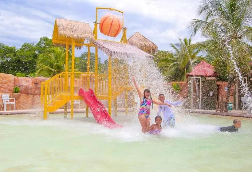 Hotelli Camino Verde