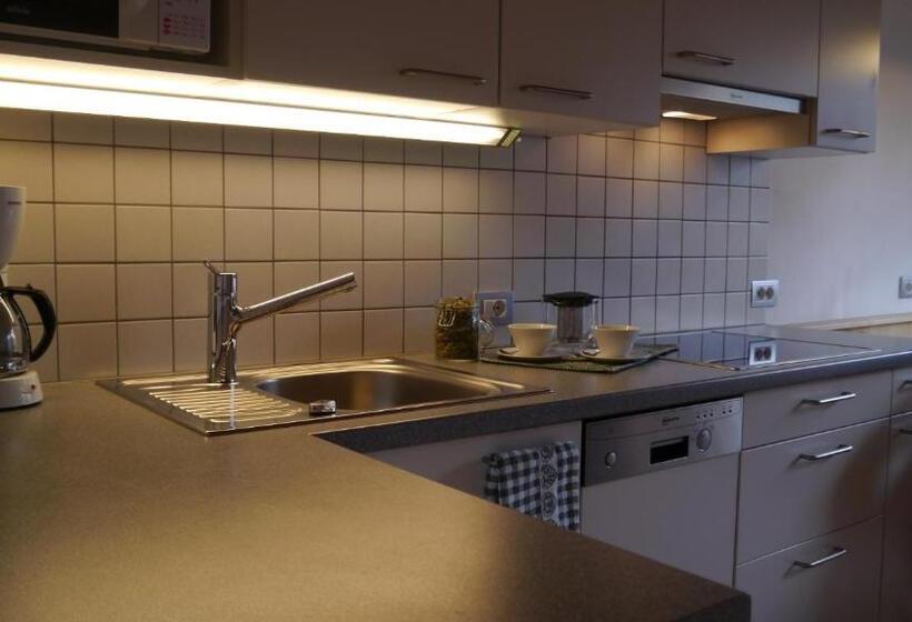 Отель Ferienwohnungen Kuentnerhof