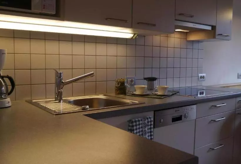هتل Ferienwohnungen Kuentnerhof