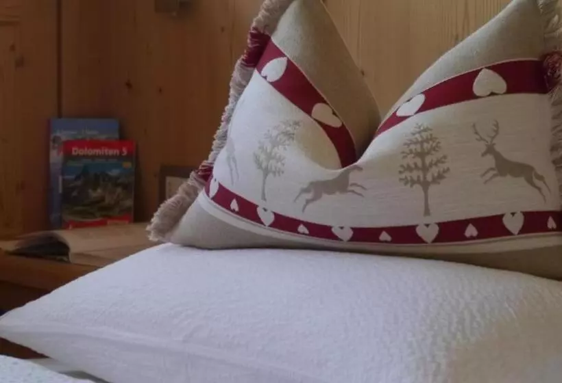 هتل Ferienwohnungen Kuentnerhof