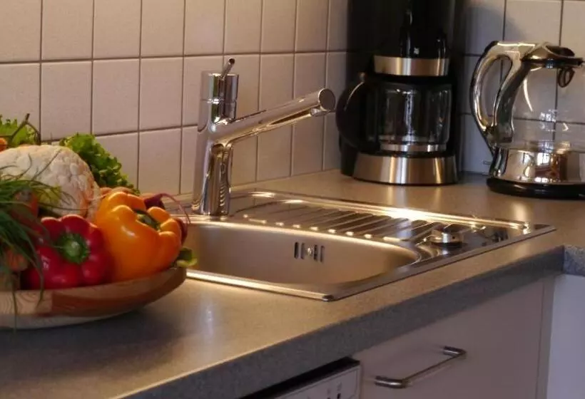 هتل Ferienwohnungen Kuentnerhof