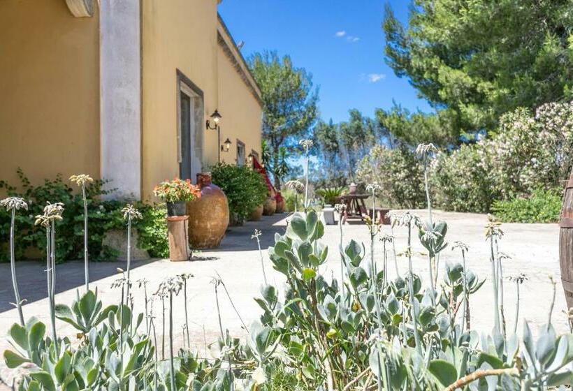 호텔 Le Palmentelle   Masseria Con Piscina