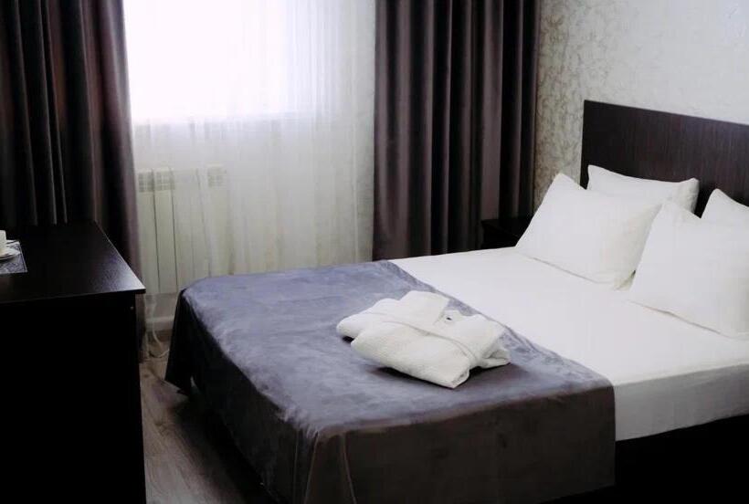 בית מלון כפרי Rush