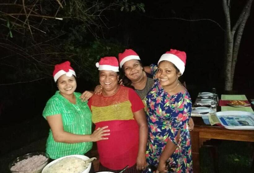 ペンション Happy Man Village