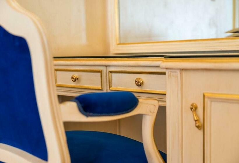 ペンション Vila Cameea