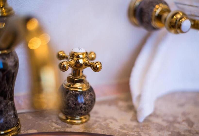 ペンション Vila Cameea