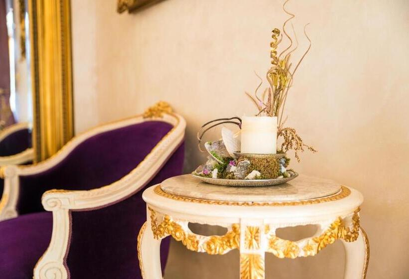 ペンション Vila Cameea