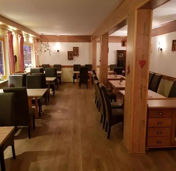 پانسیون Wald Landhaus