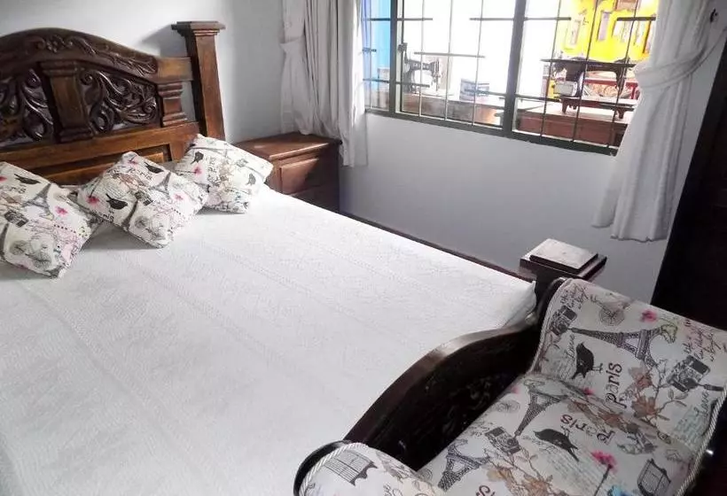 تختخواب و صبحانه Antigua Belén Alojamiento